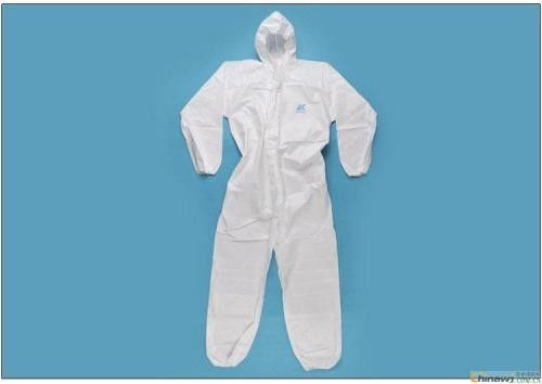 de medische gevaarlijke chemische volledige witte beschermende bescherming van de kostuuminfectieziekte leverancier